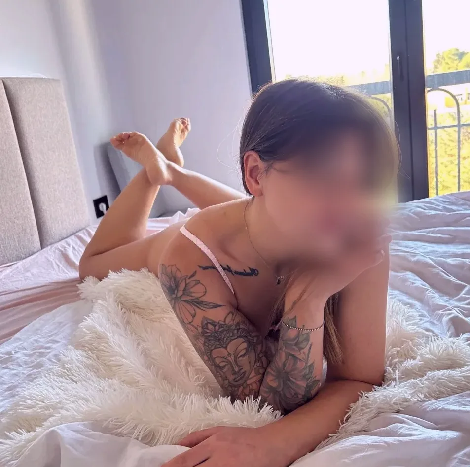 Azzurra, 34 anni